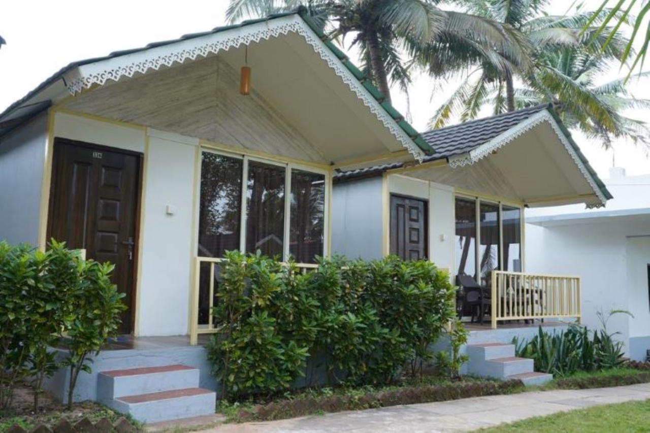 Molly'S Nest Hotel มานเดรม ภายนอก รูปภาพ