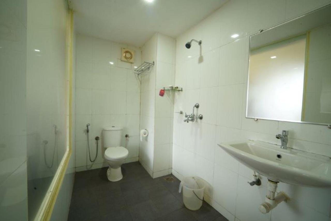 Molly'S Nest Hotel มานเดรม ภายนอก รูปภาพ