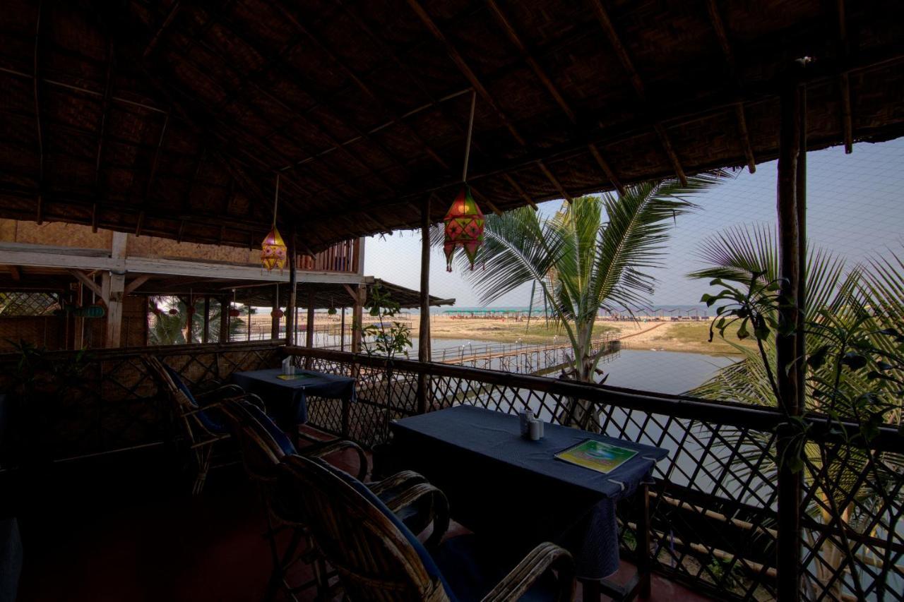 Molly'S Nest Hotel มานเดรม ภายนอก รูปภาพ