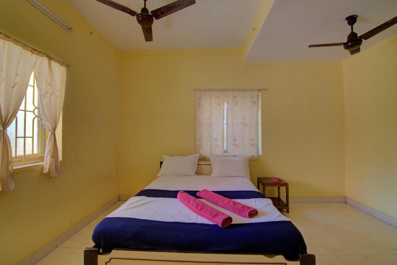 Molly'S Nest Hotel มานเดรม ภายนอก รูปภาพ